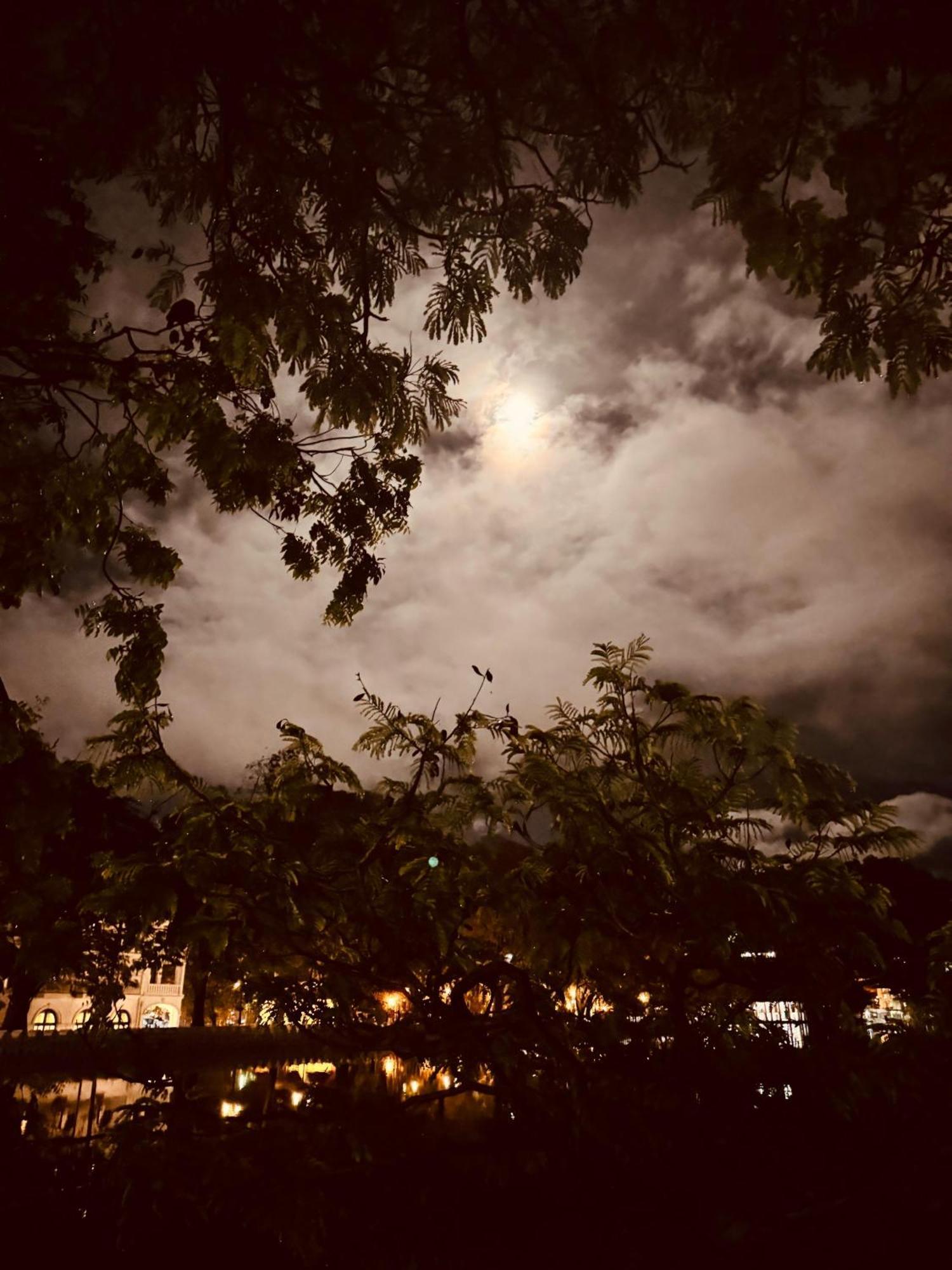 Mahaweli View Bungalow Kandy Buitenkant foto