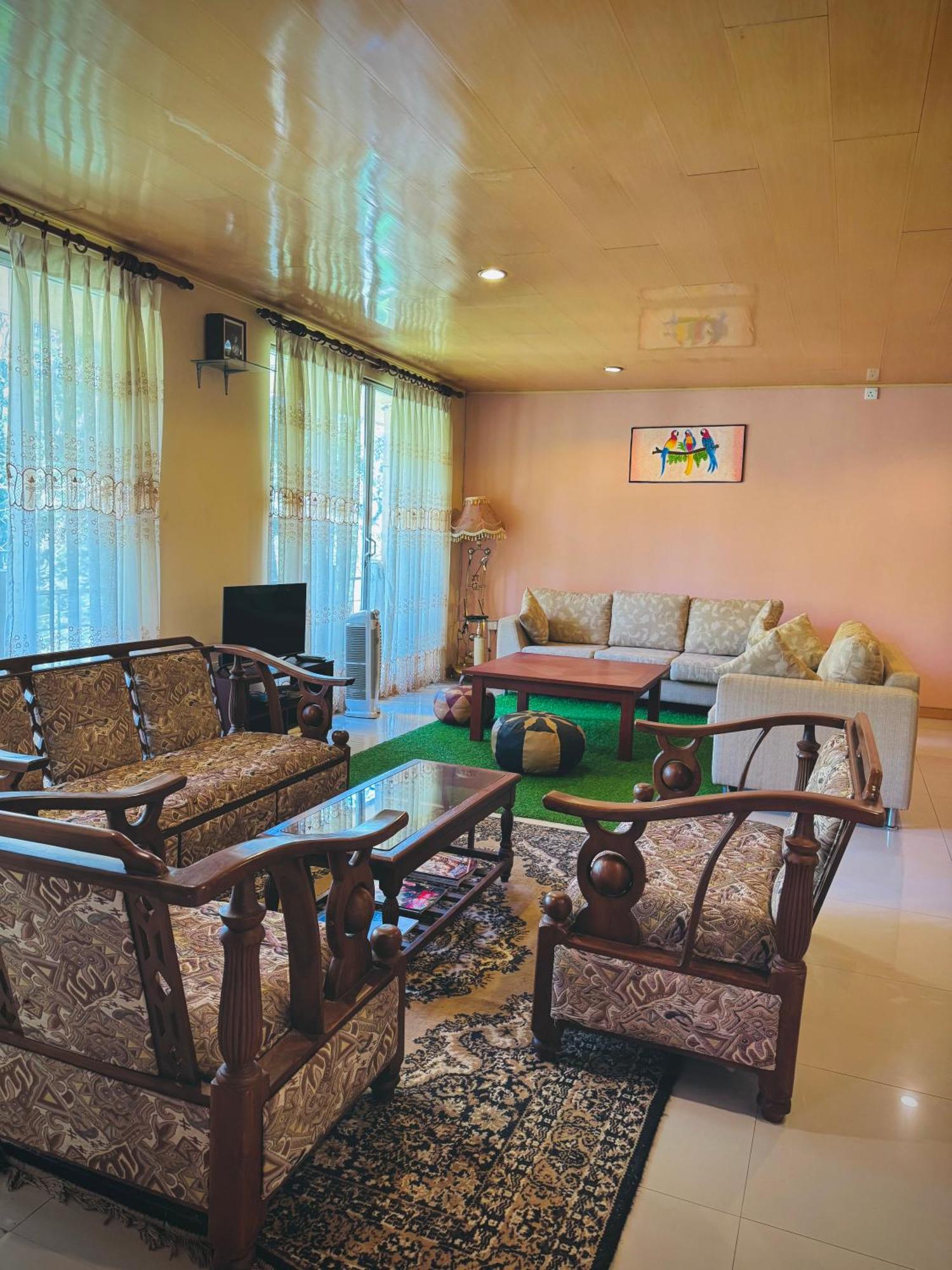 Mahaweli View Bungalow Kandy Buitenkant foto